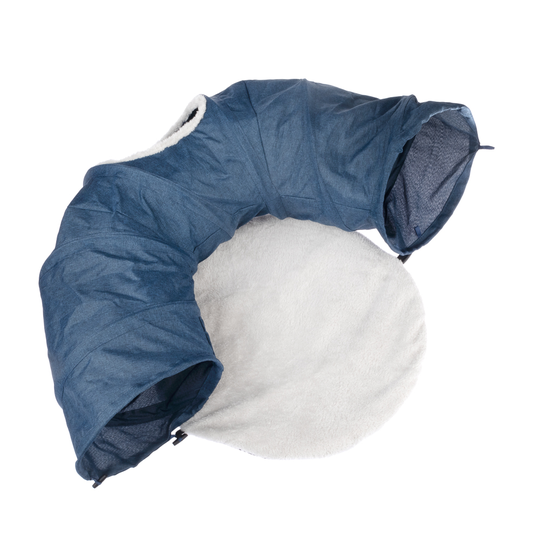 TIAKI-kissatunneli plyysimatolla - P 95 x L 70 x K 28 cm